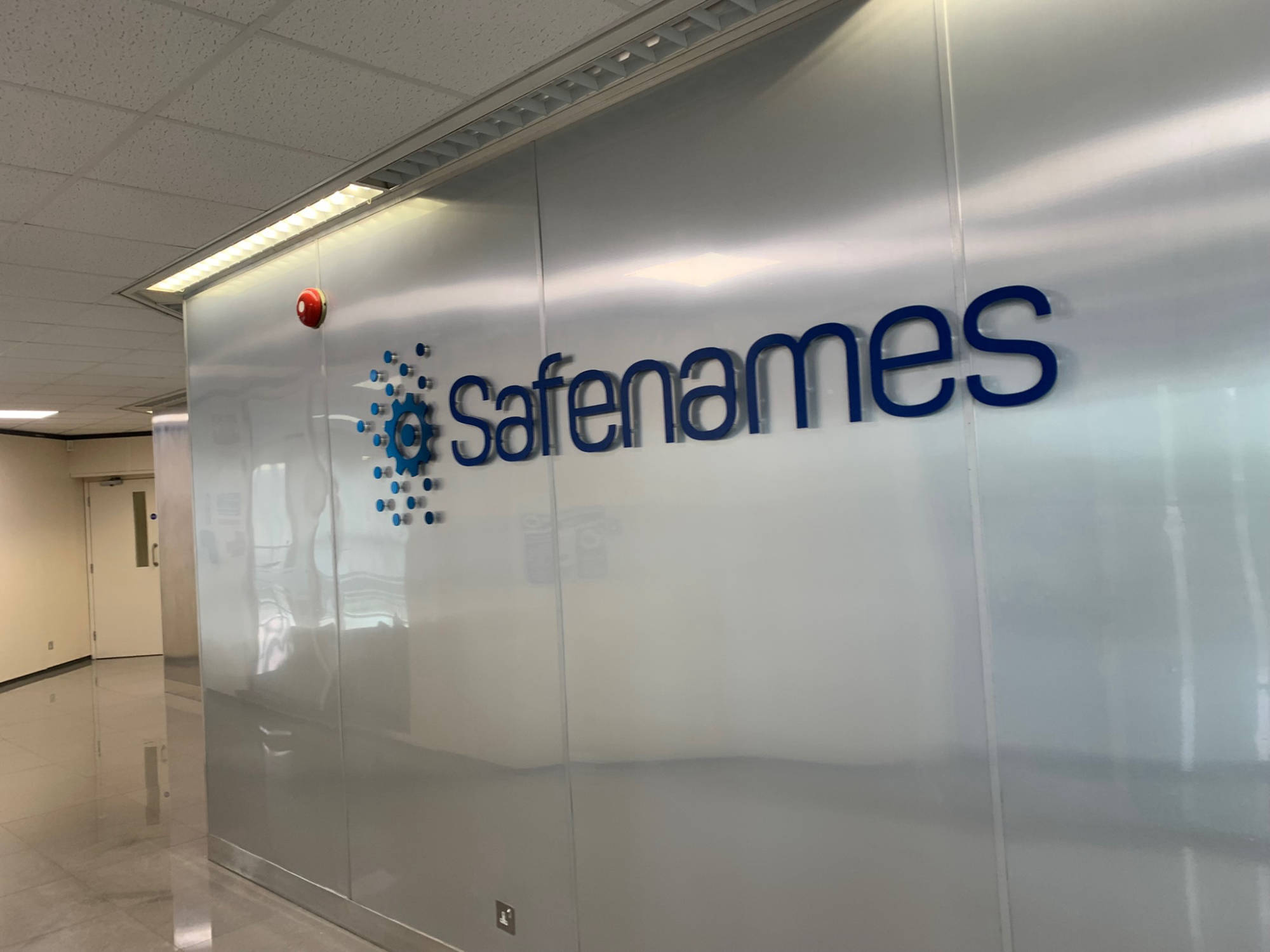 acrylic interior signage 