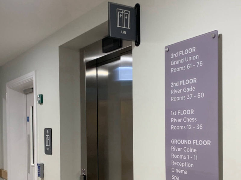 wayfinding carehome signage 