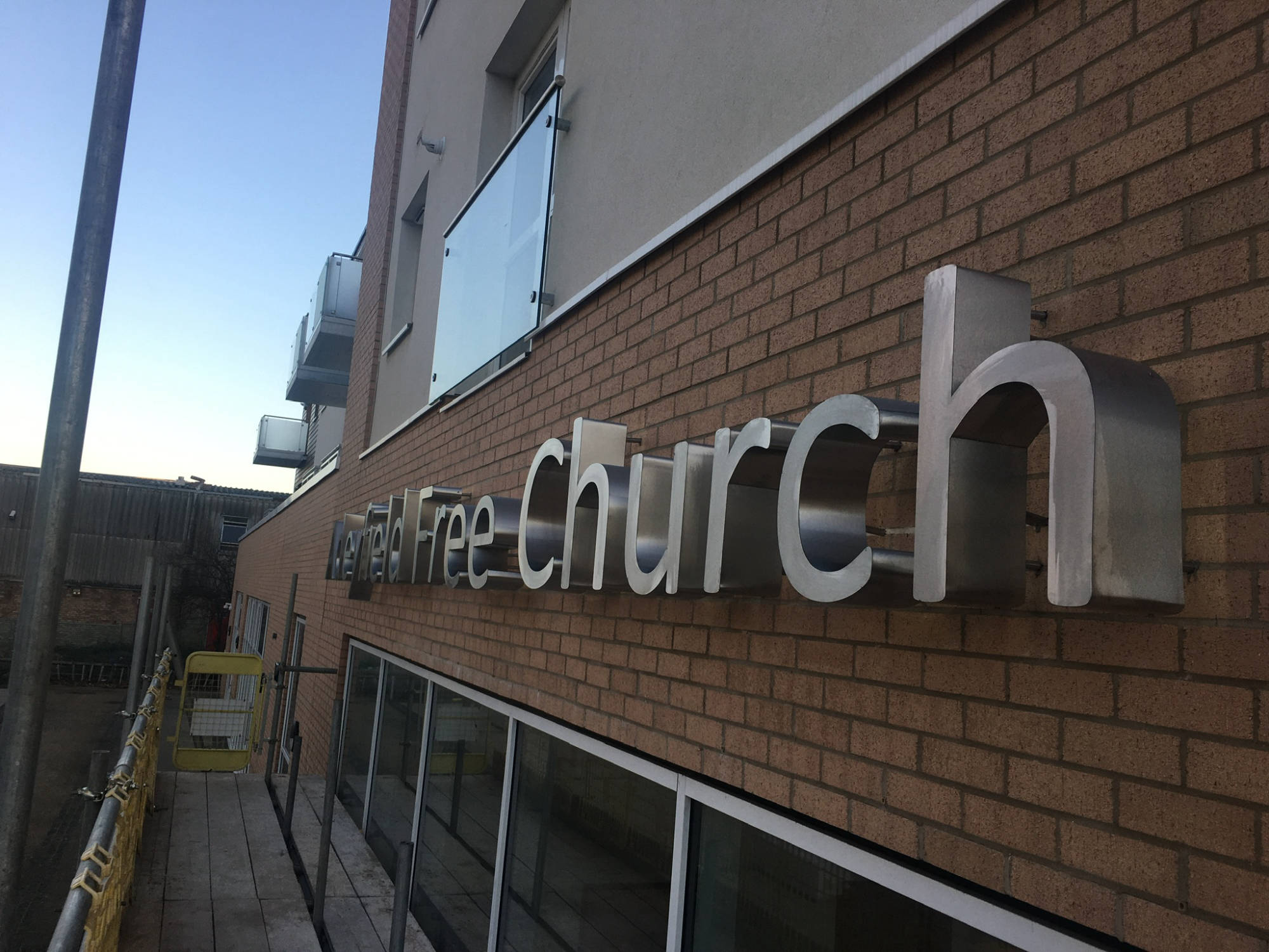 3d letters installation 